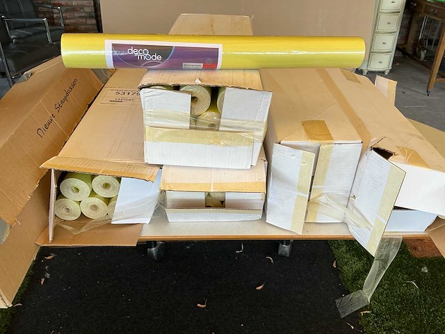Restpartij vloerkleden behang en textiel behandeling - afbeelding 17 van  17