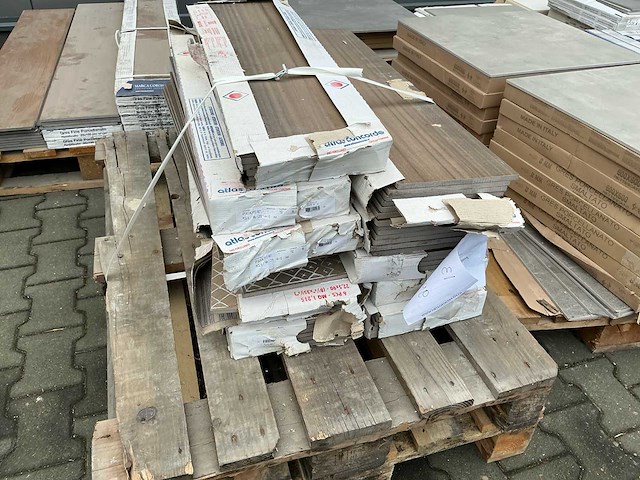 Restpartijen vloer - wand tegels - afbeelding 45 van  108