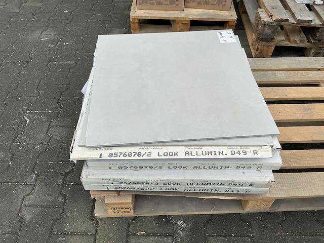 Restpartijen vloer - wand tegels - afbeelding 102 van  108