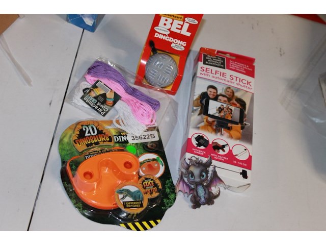 Restpartijtje 5 stuks in ds d - afbeelding 2 van  3