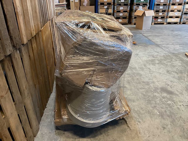 Retour pallet - afbeelding 4 van  4