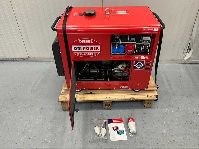 Retourartikelen - generator - stofzuiger - gereedschapswagen -startbooster - afbeelding 4 van  23