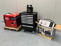 Retourartikelen - generator - stofzuiger - gereedschapswagen -startbooster - afbeelding 23 van  23