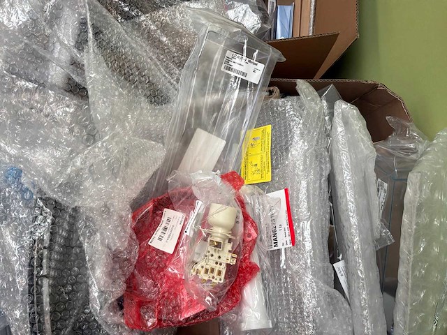 Retourgoederen wasmachine koelkast en diverse onderdelen - afbeelding 2 van  11