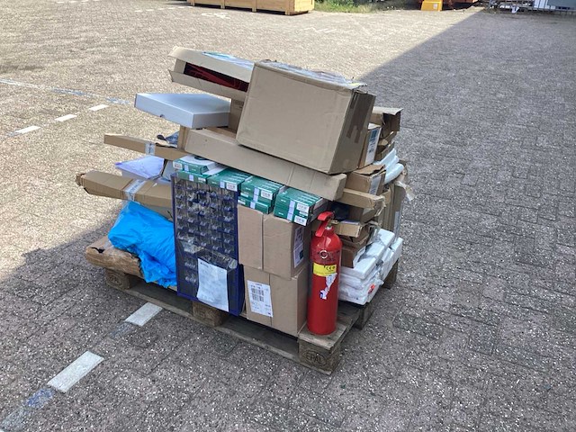 Retourgoederen - afbeelding 1 van  6