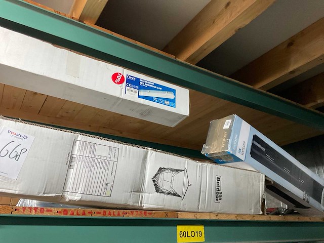 Retourgoederen - afbeelding 2 van  2