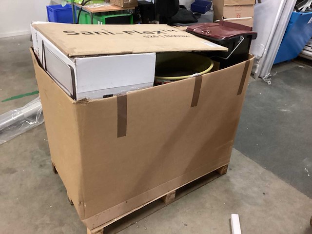 Retourgoederen - afbeelding 1 van  32