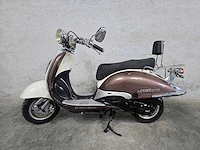 Retro - scooter - 4t - brommer