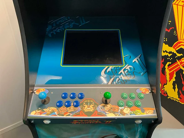 Retro arcade spelcomputer (type streetfighter 2) - afbeelding 4 van  6