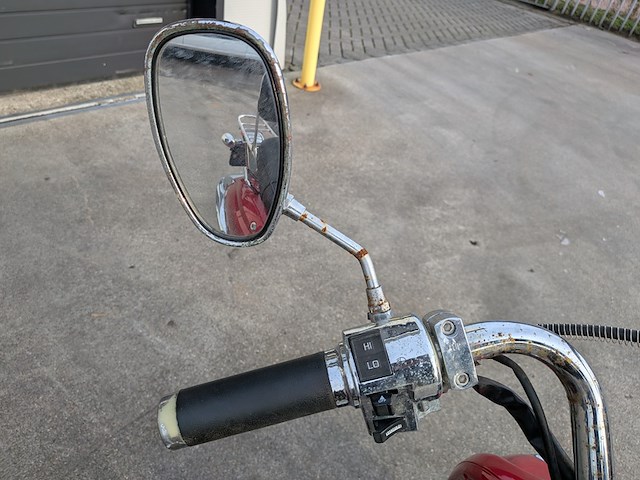 Retro bromscooter, la souris, grande retro zn50qt-e, rood, 2016 - afbeelding 11 van  32