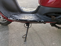 Retro bromscooter, la souris, grande retro zn50qt-e, rood, 2016 - afbeelding 24 van  32