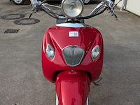 Retro bromscooter, la souris, grande retro zn50qt-e, rood, 2016 - afbeelding 31 van  32