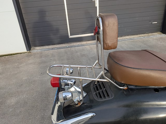Retro bromscooter, znen, grande retro - zn50qt-hs, zwart, 2012 - afbeelding 2 van  39