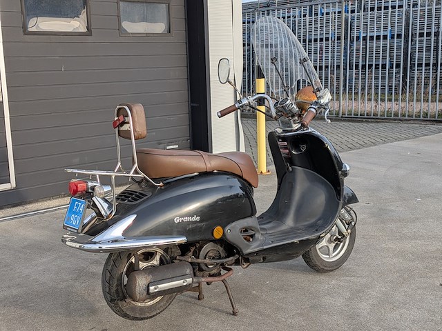 Retro bromscooter, znen, grande retro - zn50qt-hs, zwart, 2012 - afbeelding 12 van  39