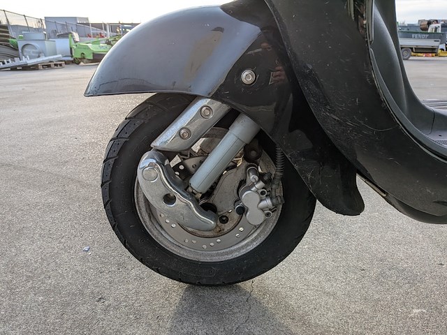 Retro bromscooter, znen, grande retro - zn50qt-hs, zwart, 2012 - afbeelding 27 van  39
