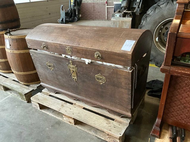 Retro dekenkist - afbeelding 1 van  6