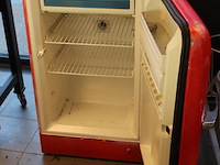 Retro koelkast bouwknecht opknappertje. afmeting 58 x 65 x 105 cm. - afbeelding 3 van  4