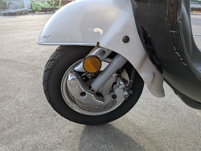 Retro scooter, la souris, grande retro, zwart, 2018 - afbeelding 16 van  24