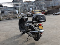 Retro scooter, la souris, grande retro, zwart, 2018 - afbeelding 19 van  24