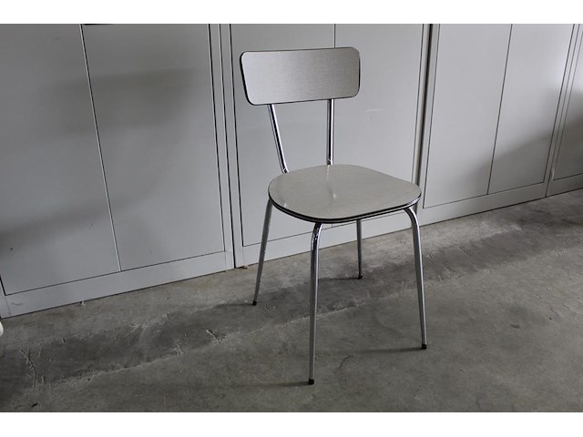 Retro stoeltje - afbeelding 1 van  3