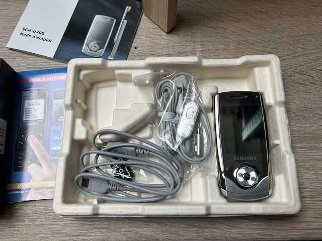 Retro telefoon, samsung, the ultra edition ii - afbeelding 3 van  6