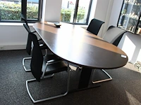 Retro vergadertafel met vier sledestoelen. afmeting tafel 240 x 120 cm. hoogte 75 cm - afbeelding 2 van  4