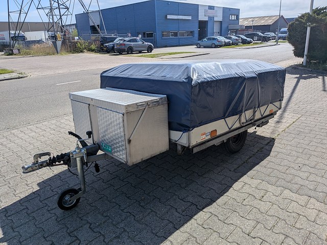 Retro vouw (klap) caravan, rapido , confort, wit, jaren 70 - afbeelding 2 van  30