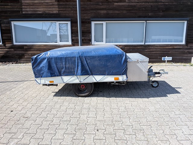 Retro vouw (klap) caravan, rapido , confort, wit, jaren 70 - afbeelding 26 van  30
