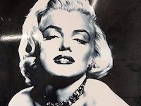Retro wandbord met een zwart-witportret van marilyn monroe - afbeelding 4 van  5