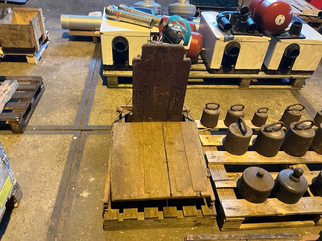 Retro weegschaal met gewichten (5x) - afbeelding 7 van  12