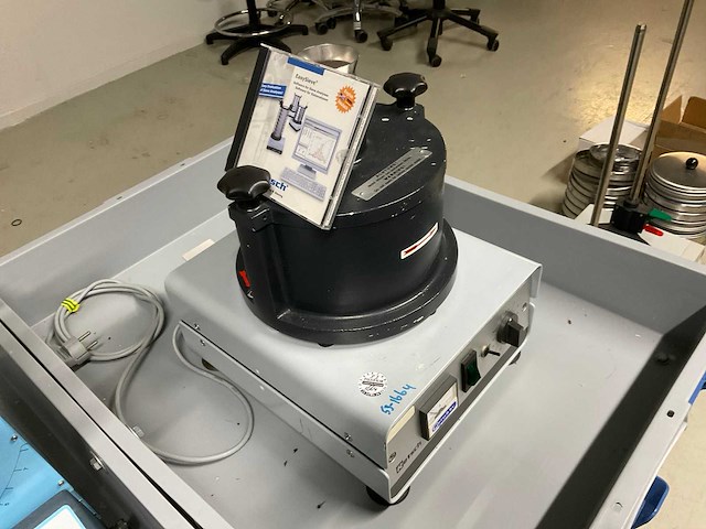 Retsch zm1 centrifugemolen - afbeelding 2 van  5