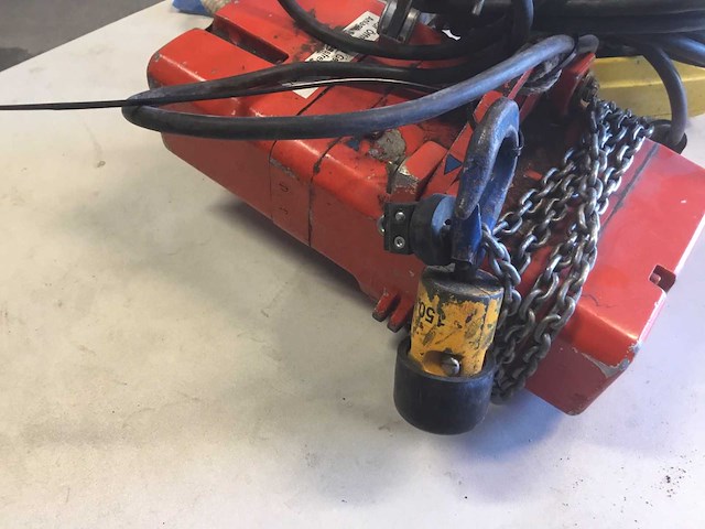 Reuma b-1.1 ak elektrische kettingtakel - afbeelding 4 van  4