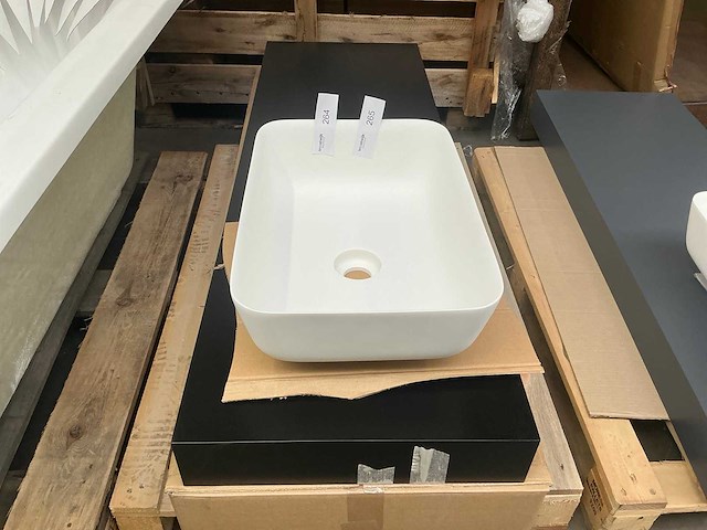 Revital wastafelmeubel met waskom 140cm - afbeelding 1 van  5