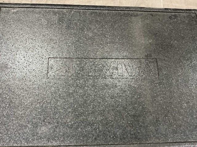 Reviva warm- en koudhoudboxen incl +-1500 koelelementen (300x) - afbeelding 15 van  19