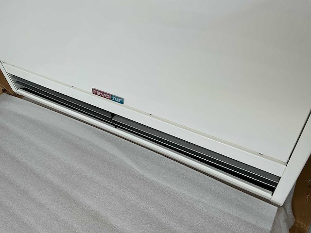Revo-air li light 200w en li 100w luchtgordijn (2x) - afbeelding 3 van  20