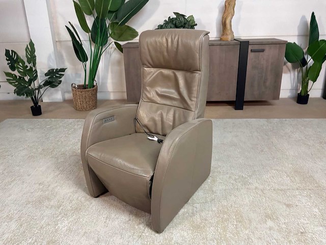 Revo electrische leren relax fauteuil - afbeelding 1 van  8