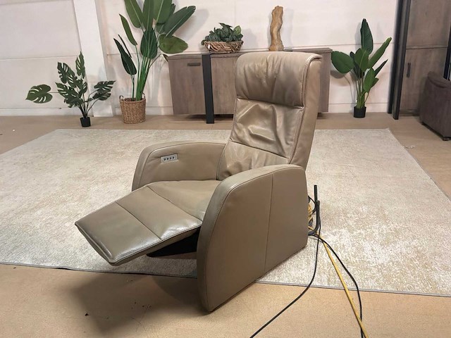 Revo electrische leren relax fauteuil - afbeelding 6 van  8