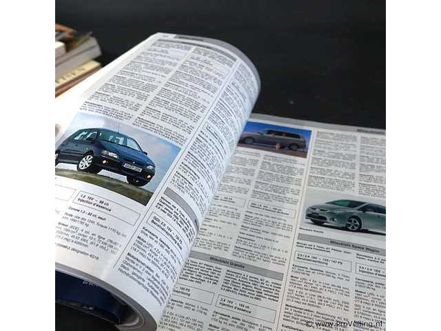 Revue automobile 2005 - afbeelding 4 van  5