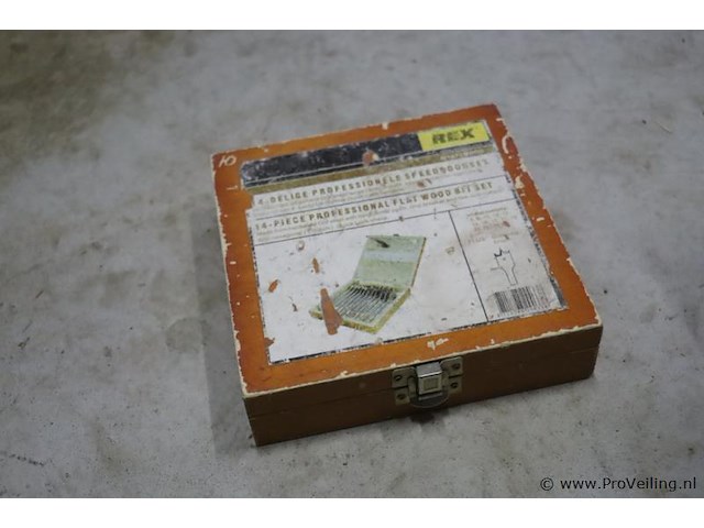 Rex speedborenset in houten opbergkist - afbeelding 1 van  5