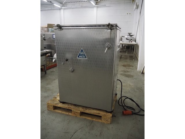 Rex - afbeelding 12 van  17