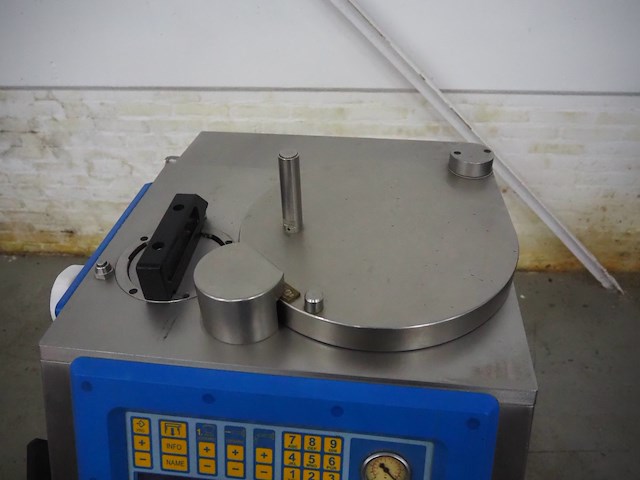 Rex - afbeelding 13 van  17