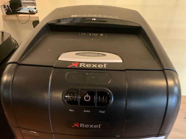 Rexel 130 x papiervernietiger - afbeelding 3 van  4