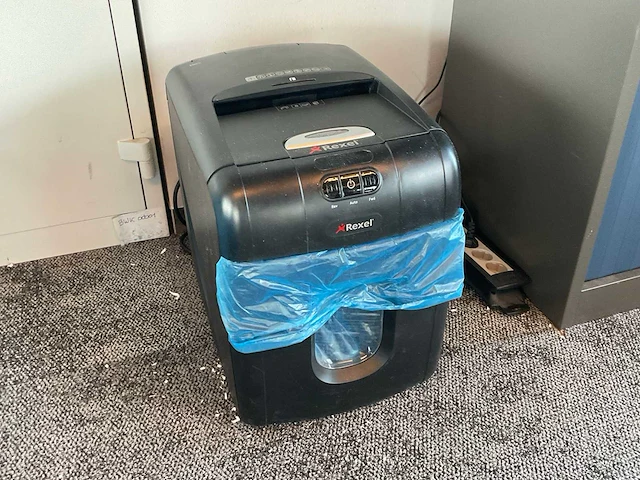 Rexel 130x papier shredder - afbeelding 1 van  1