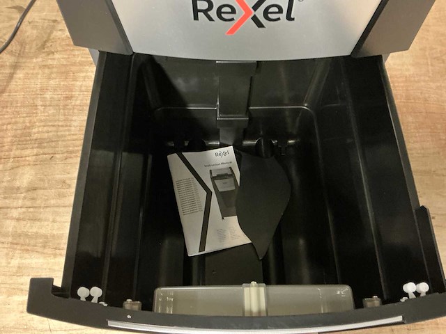 Rexel optimum autofeed+ papiervernietiger - afbeelding 3 van  8