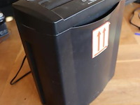 Rexel papierversnipperaar