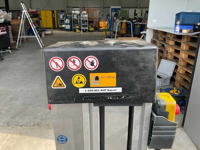 Rexroth - 2017 - bakkenlift - afbeelding 2 van  2