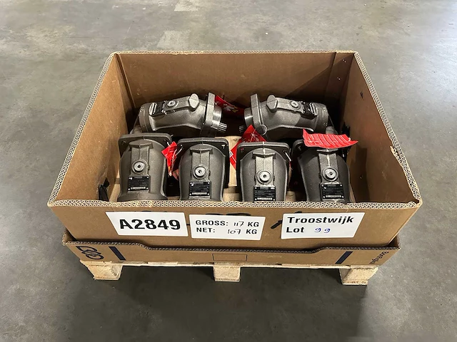Rexroth - a2fm56/61w-vzb100 / r902203297 - hydraulische pomp 6x - afbeelding 1 van  8