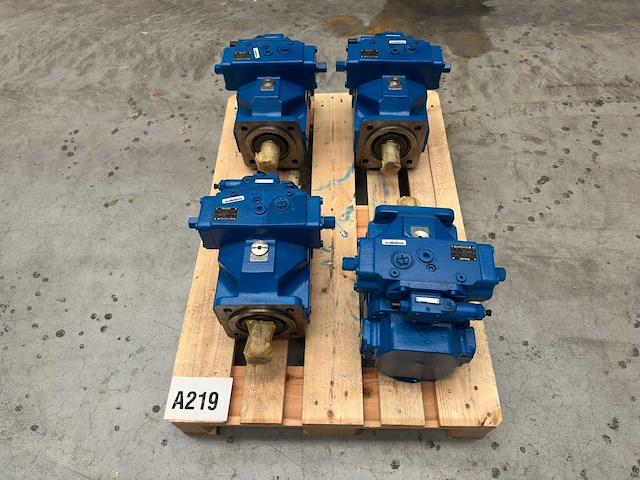 Rexroth - a4vso 180 drg - hydraulische pompen piston pump (4x) - afbeelding 7 van  8