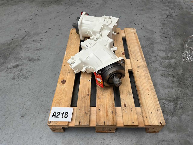 Rexroth - a6vm 250hd3d/63w axial piston motor (2x) - afbeelding 1 van  8