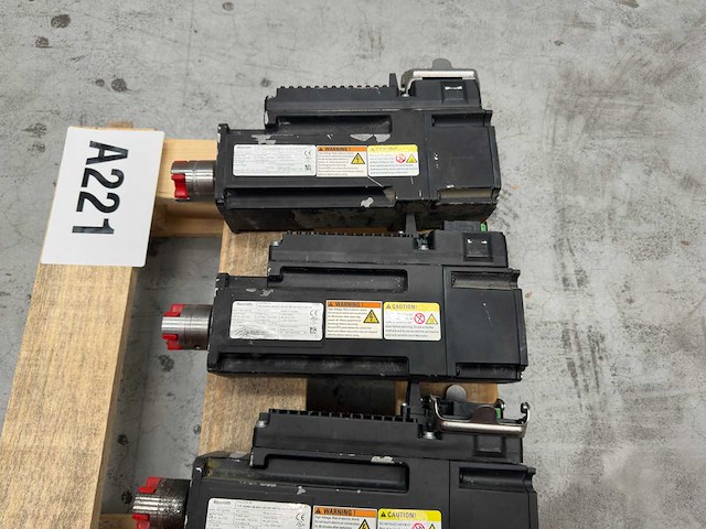 Rexroth - ksm01.2b-041c - indradrive mi servo motor (4x) - afbeelding 3 van  3